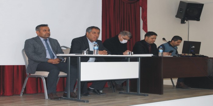 Kahta’da okul müdürleri toplantısı düzenlendi