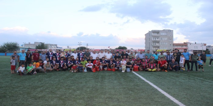 Kahta’da öğretmenler arası futbol turnuvası sona erdi
