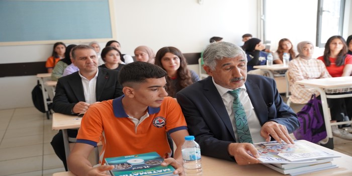 Kahta’da belediye gençlik meclisi kuruluyor