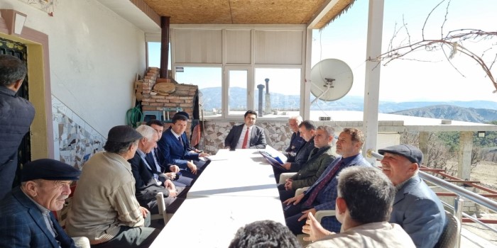 Kaymakam Seyhan, köy evleri inşaatlarını denetledi