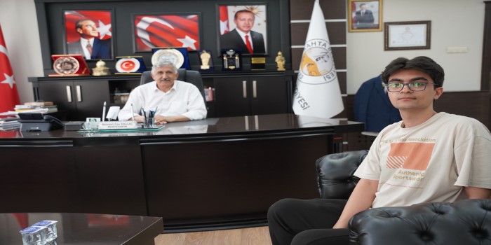 YKS il birincisi Musa Çelebi’den Başkan Hallaç’a ziyaret