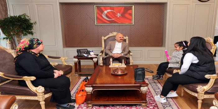 Vali Varol, vatandaşların sorunlarını dinledi