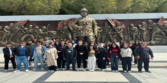 Kahta Belediyesi'nden öğrencilere anlamlı gezi programı