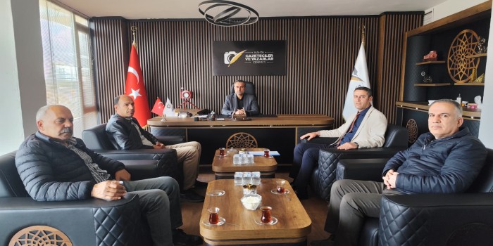 Mehmet Selim Yıldırım, gazetecilerle bir araya geldi