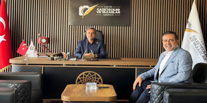 Tatar, Kahta’da basın mensuplarıyla bir araya geldi